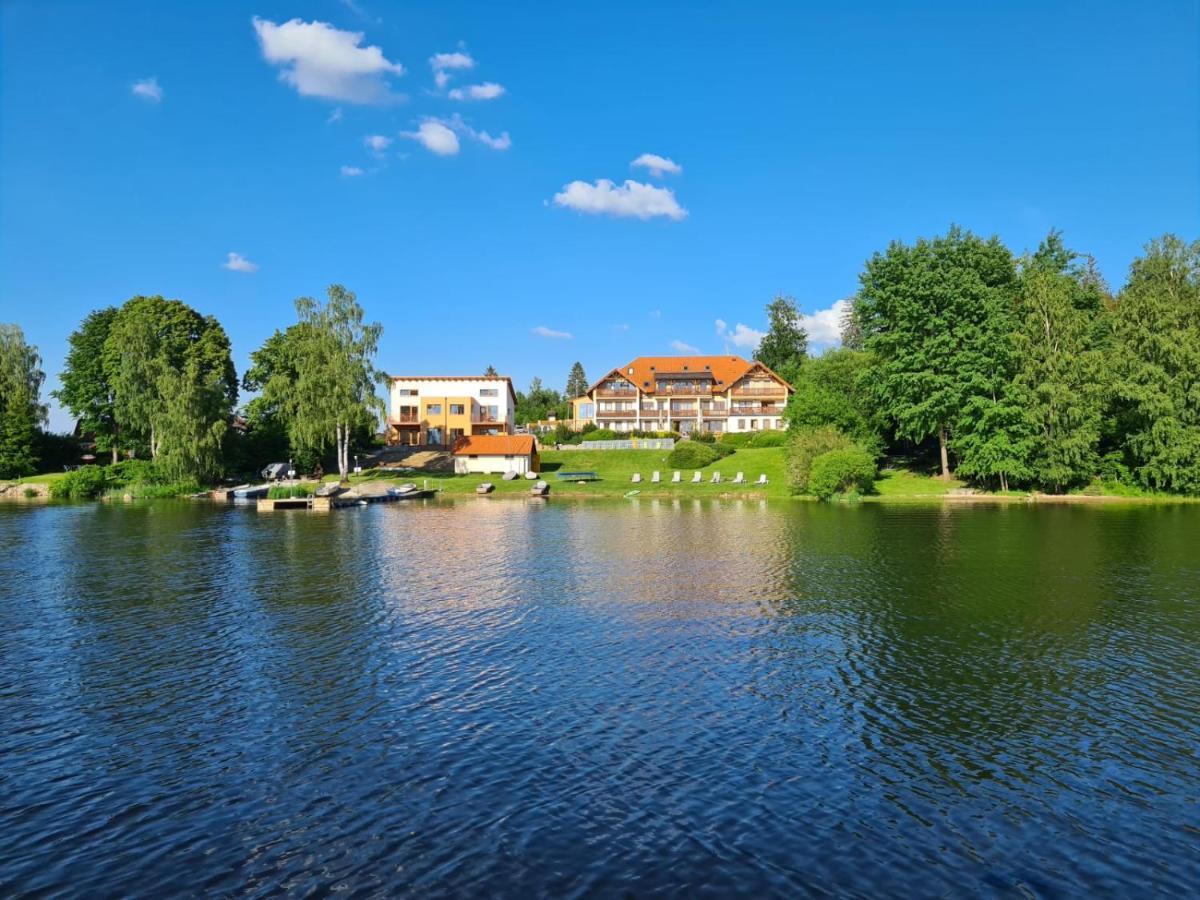 Apartmán Vanessa II Černá v Pošumaví Exterior foto
